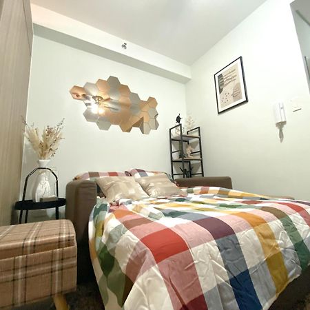 Cozy Condo Near Mall Of Asia 파사이 외부 사진